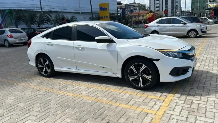 Honda Civic Sedan EXL 2.0 Flex 16V Aut.4p 2018