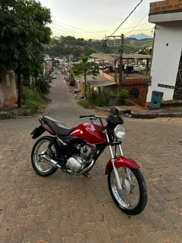 Vendo 150 Titan 2013