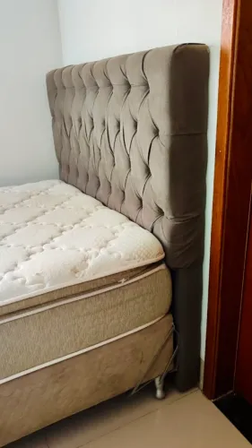 Conjunto Cama Box Viúva Pelmex + Cabeceira Capitonê - Molas Pocket