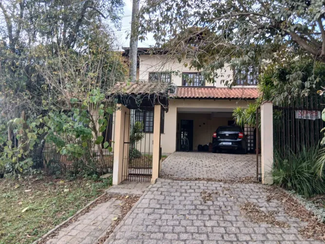 Casa no Cascatinha.  Santa Felicidade. Curitiba 