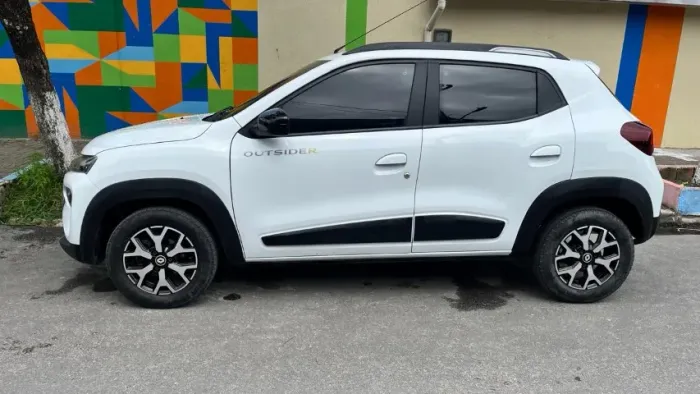 Renault Kwid Outsider 1.0 Flex 12V 5P Mec. 2022