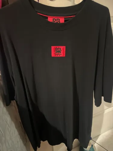 Camiseta hugo