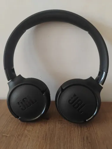 Fone de ouvido JBL - Tune 520BT original - Semi-novo