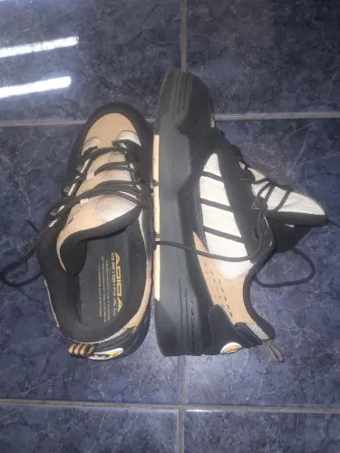 Tênis adidas masculino