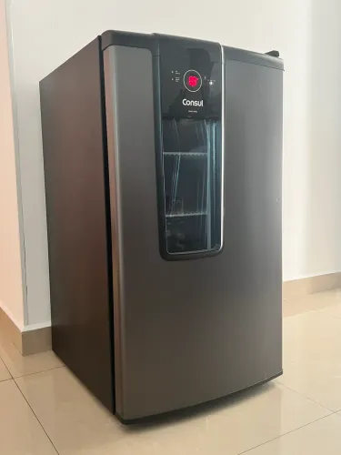 Cervejeira Consul Titanium 110v 83l