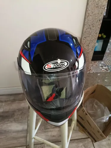Capacete usado 2 vezes