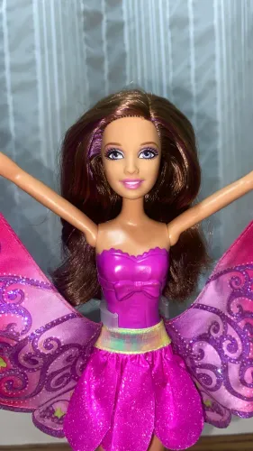 Barbie e os Segredos das Fadas Brunette