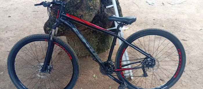 Vende se ou trocasse bicicleta aro 29