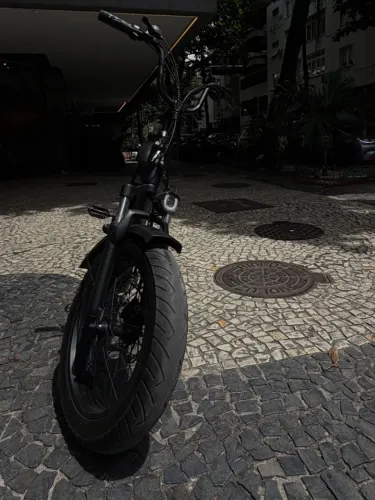 OPORTUNIDADE LEV CRUISER RESTAURADA, BATERIA ZERO NA LEV RAINHA GUILHERMINA- LEBLON