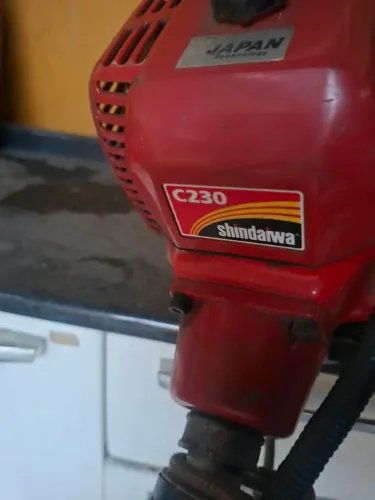 Roçadeira a Gasolina Shindaiwa c230