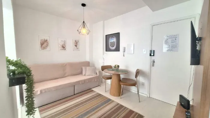Locação, apartamento mobiliado, com 01 dormitório, no Gonzaga, Santos