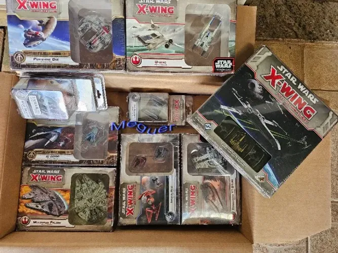 Star Wars X-Wing (Caixa Base + 8 expansões) Jogo de Tabuleiro Miniaturas Novo Lacrado