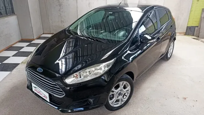 Ford Fiesta 1.6 16V Flex Aut. 5P 2014