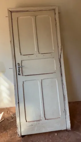 Vendo portas e janelas