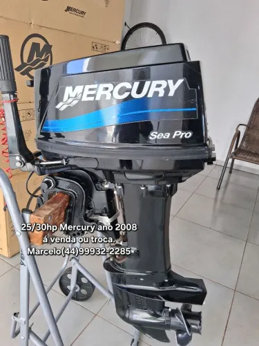 Motor de popa 25/30hp Mercury Sea Pro ano 2008 conservado por motor de menor valor ou 18x.