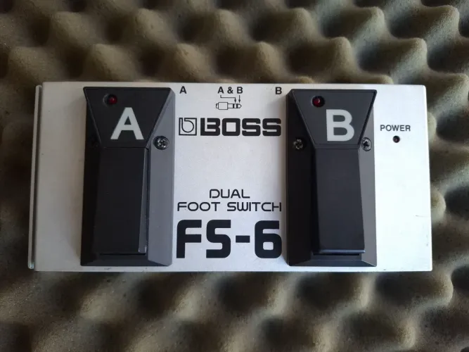 IMPERDIVEL!!! Footswitch Boss FS-6