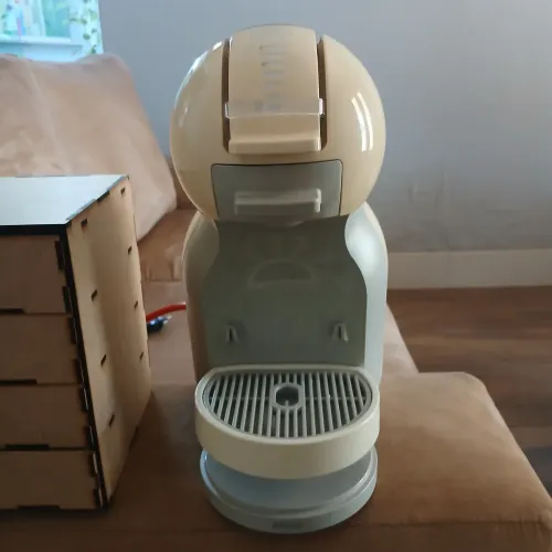 Máquina café Nescafe 