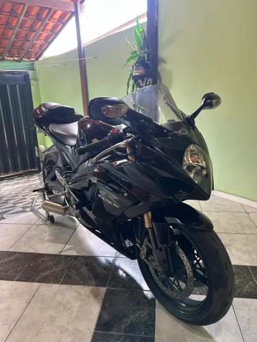 Suzuki GSXR 1000 Srad 1000 2010