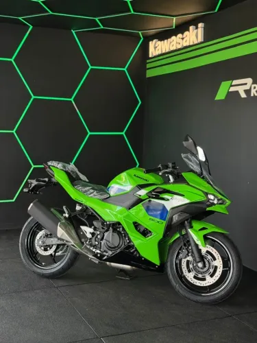 KAWASAKI NINJA 500 SE VERDE - GRUPO TOKYO MOTOS