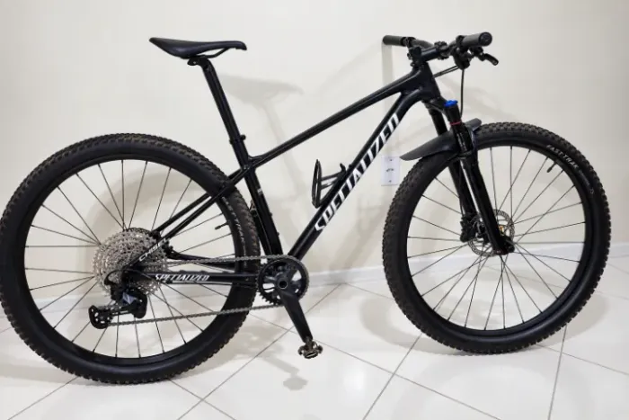 Bicicleta Specialized Chisel Comp 2021 SLX tamanho M freios deore MTB strava