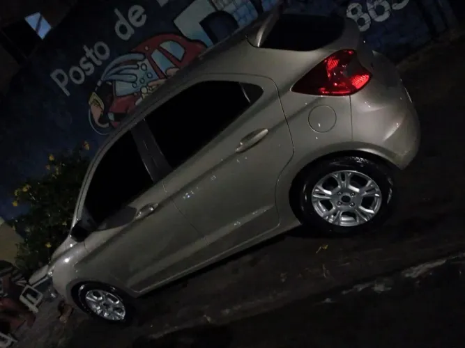 Ford KA 1.0 SEL Tivct Flex 5P 2015