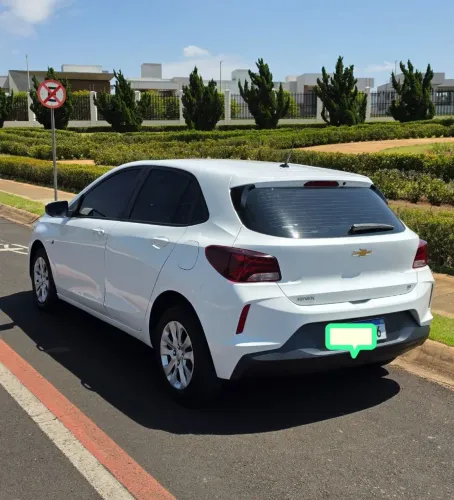 Chevrolet Onix Hatch LT 1.0 12V Flex Mec. 4P 2021