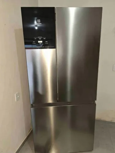 Geladeira 590L Inox