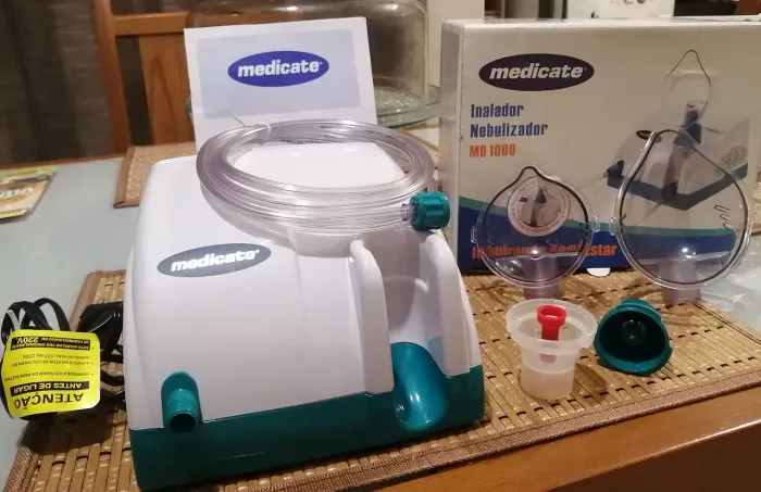 Inalador Nebulizador Medicate MD 1000
