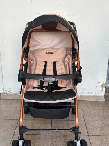 Vendo Carrinho de bebê burigotto rio k