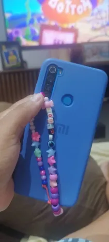 REDMI 8