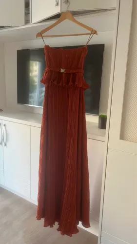 VESTIDO LONGO CREPE PLISSADO TAM P