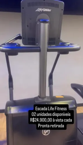 Escada Life Fitness