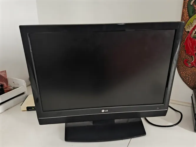TV - Monitor LG 22 - Funcionamento Perfeito 
