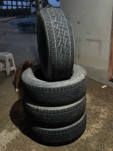 Pneus 235/70R16