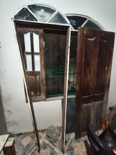 Porta Angelim usada