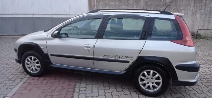 Peugeot 206 SW Escapade 1.6 16V Flex 5P 2008