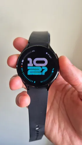Galaxy watch 4 44mm bt (tela impecável, sem riscos)