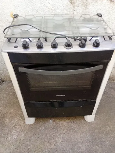 Fogão + conjunto de bacia sanitária
