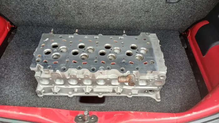 Cabeçote para motor de HR 2.5 16V