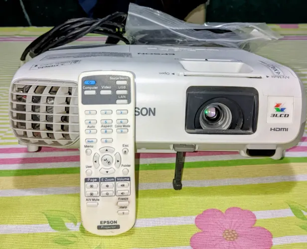 PROJETOR EPSON S17 POWER LITE