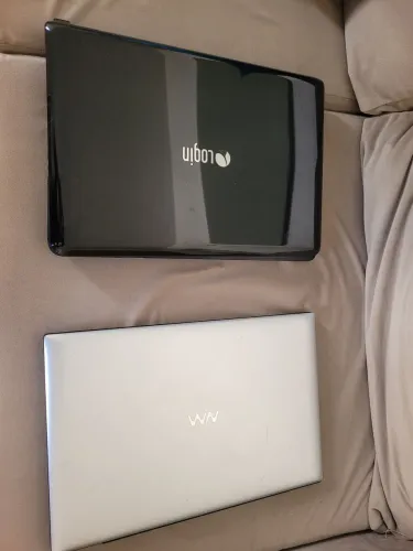 2 notebooks com defeito (para usar peças)