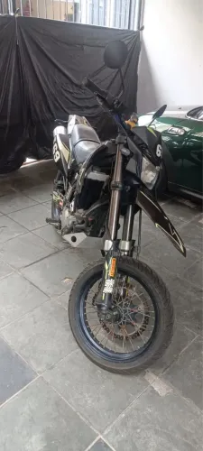 Kawasaki D tracker supermotard