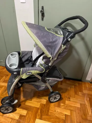 Bebê Conforto CHICCO - com base isofix