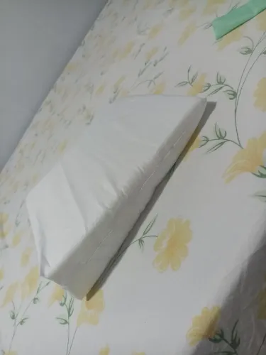 Travesseiro anti refluxo de bebê