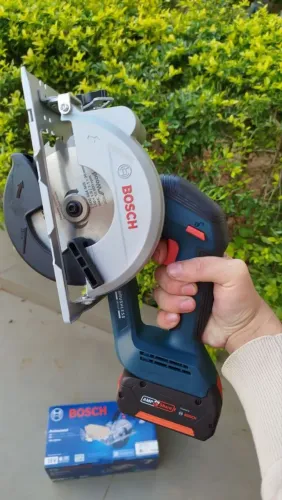 Serra Circular Bosch a bateria 18v