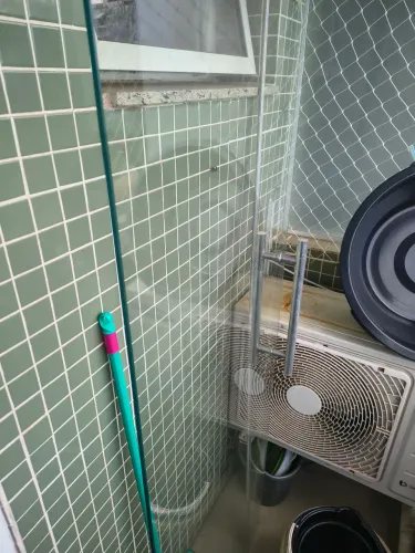 VENDO PORTA DE VIDRO BARATO!!! 