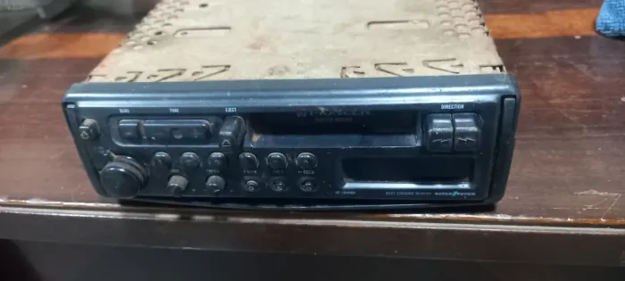 Rádio de carro antigo