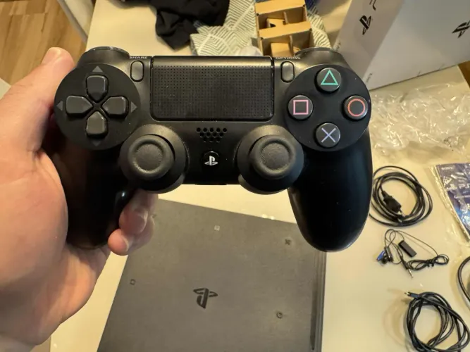 Ps4 pro 1T