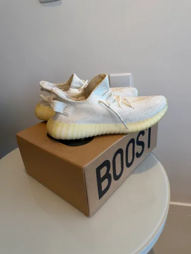 Yeezy Boost 350