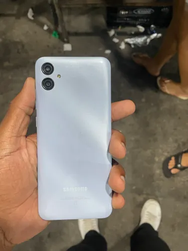 Vende-se samsung A04 novo